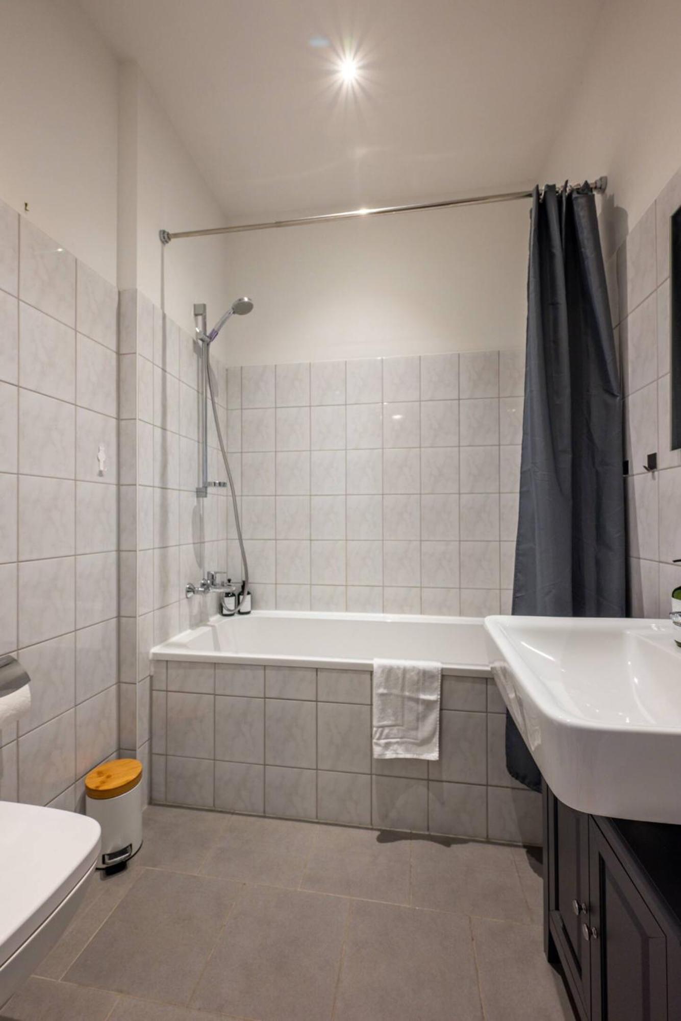 Arbio I Retro Apart Near Leipzig Hauptbahnhof Ngoại thất bức ảnh