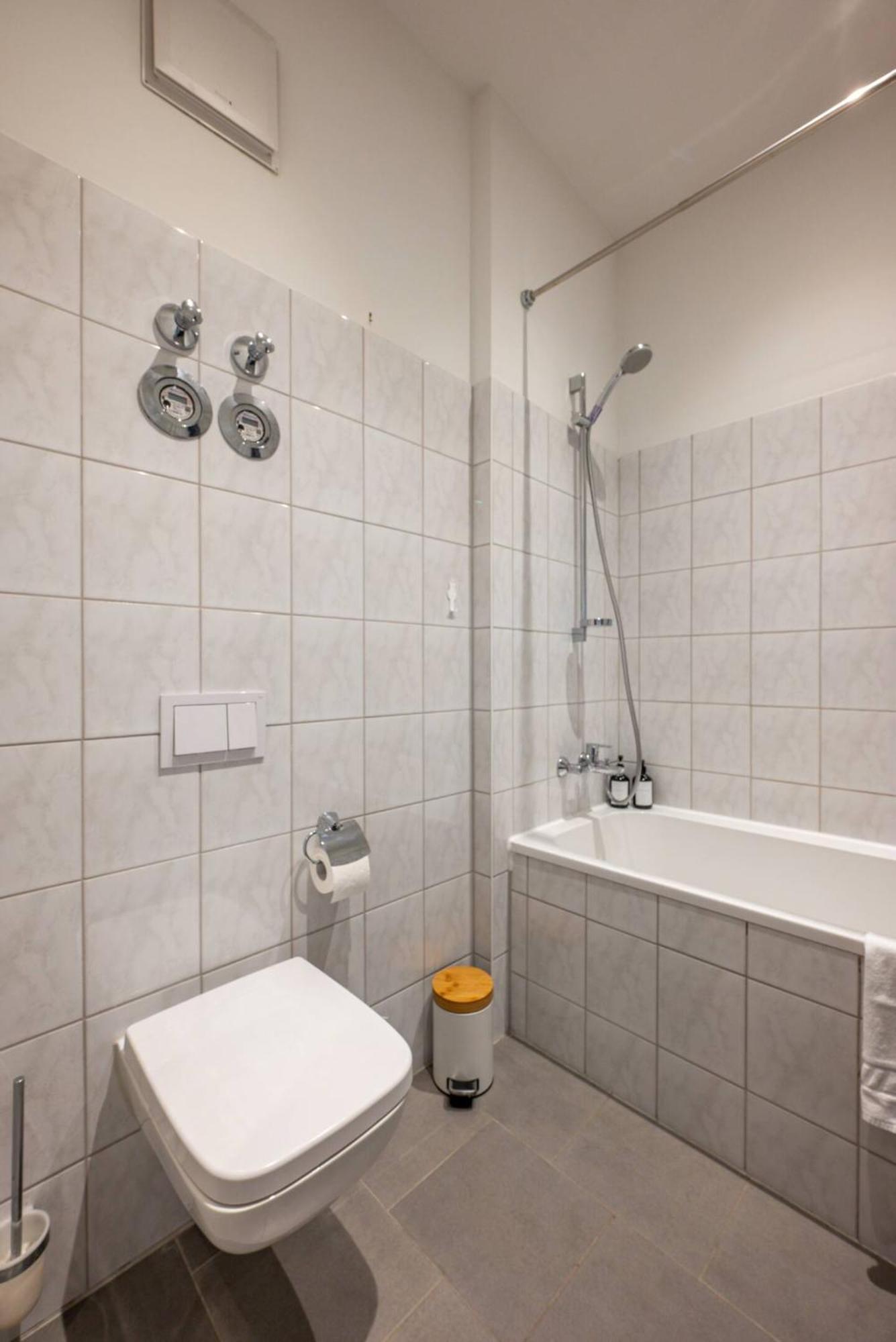 Arbio I Retro Apart Near Leipzig Hauptbahnhof Ngoại thất bức ảnh